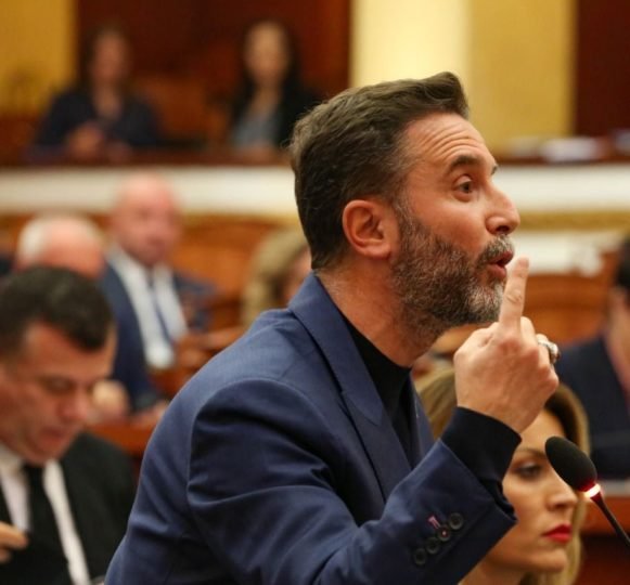 Erion Braçe bën deklaratën e fortë PS ka luftë të brendshme, duan të më eliminojnë politikisht