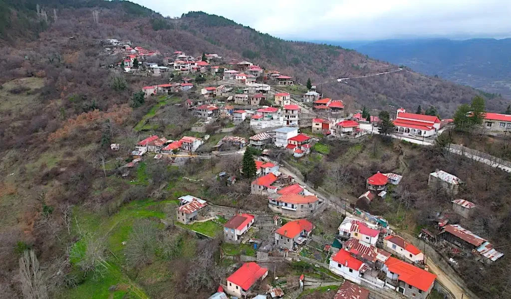 Greqia, plan për ripopullimin e Çamërisë/ 10 mijë € për familjet e Filatit, Sulit, Konicës dhe Pogonit